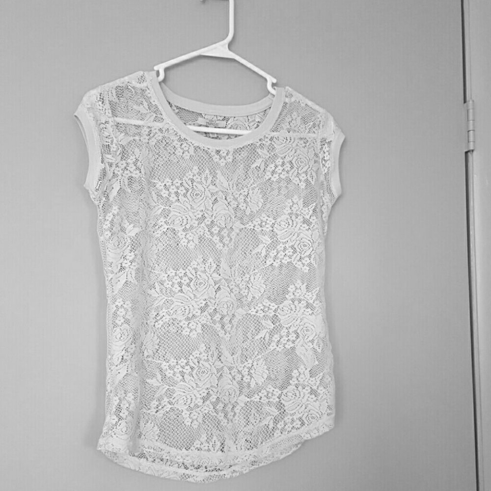 Beige lace top -S